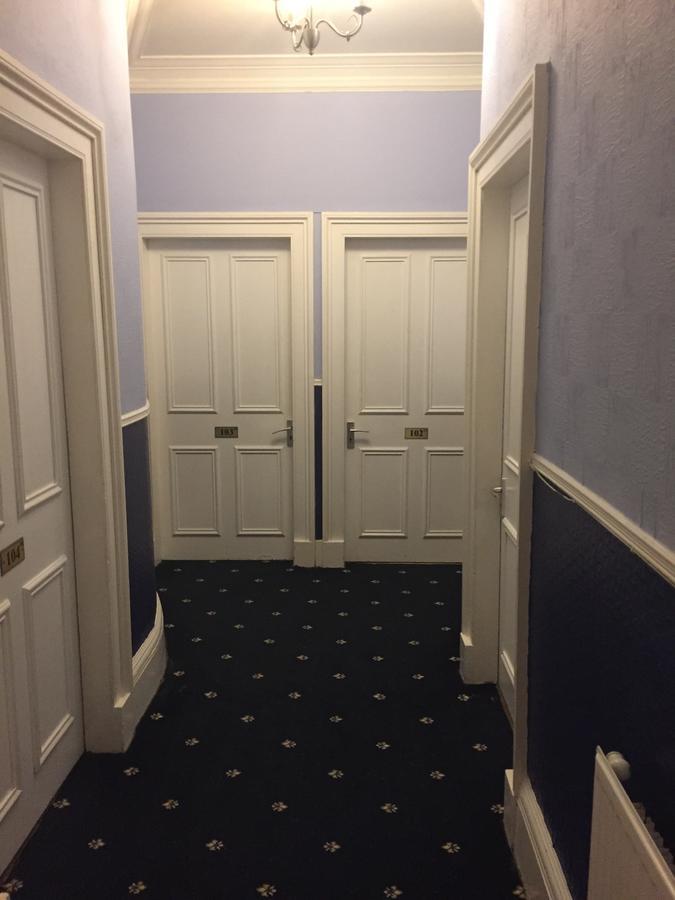 Burnett Arms Hotel Inverurie Eksteriør billede